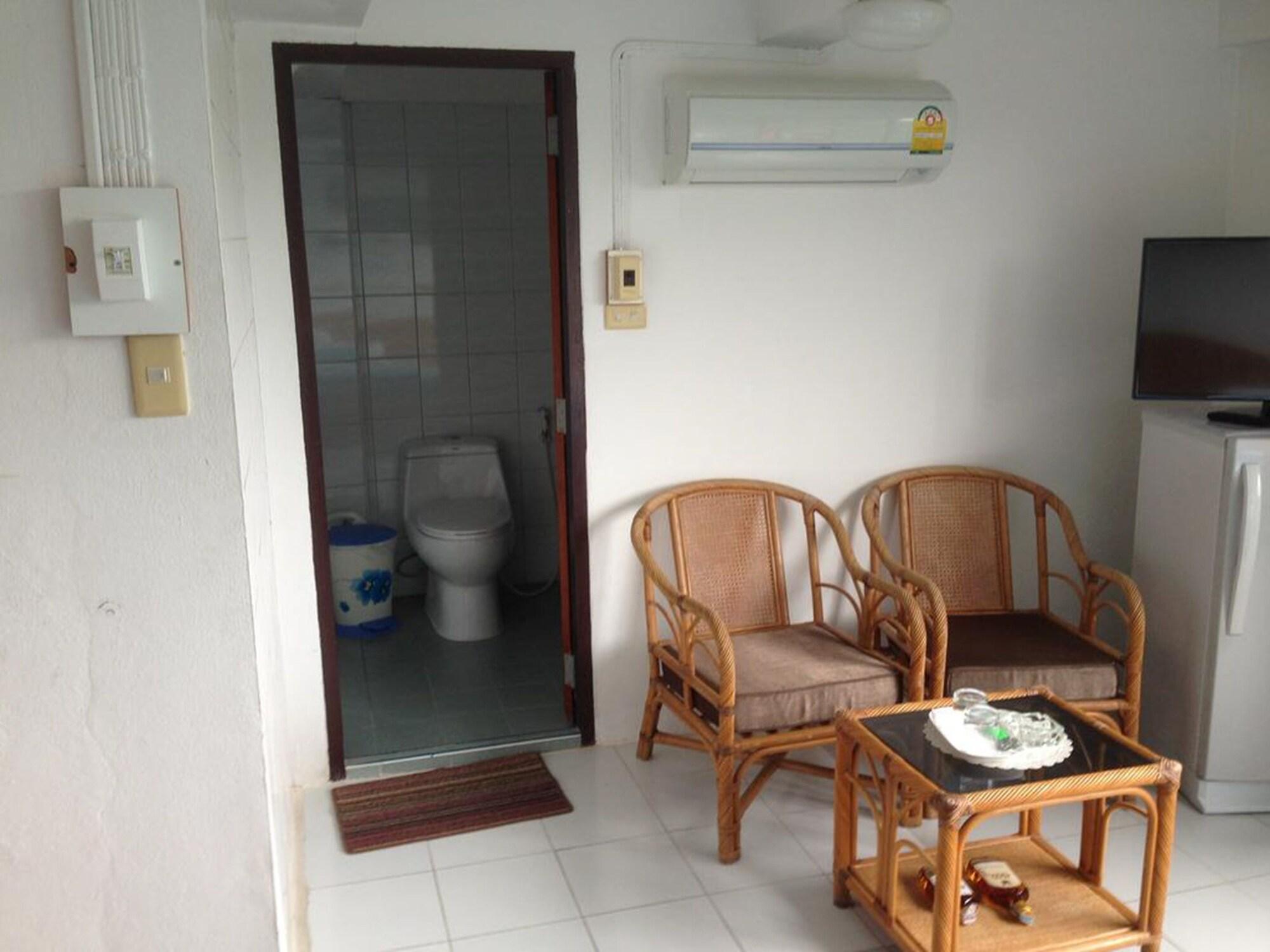 A&B Hotel Hua Hin Exterior photo