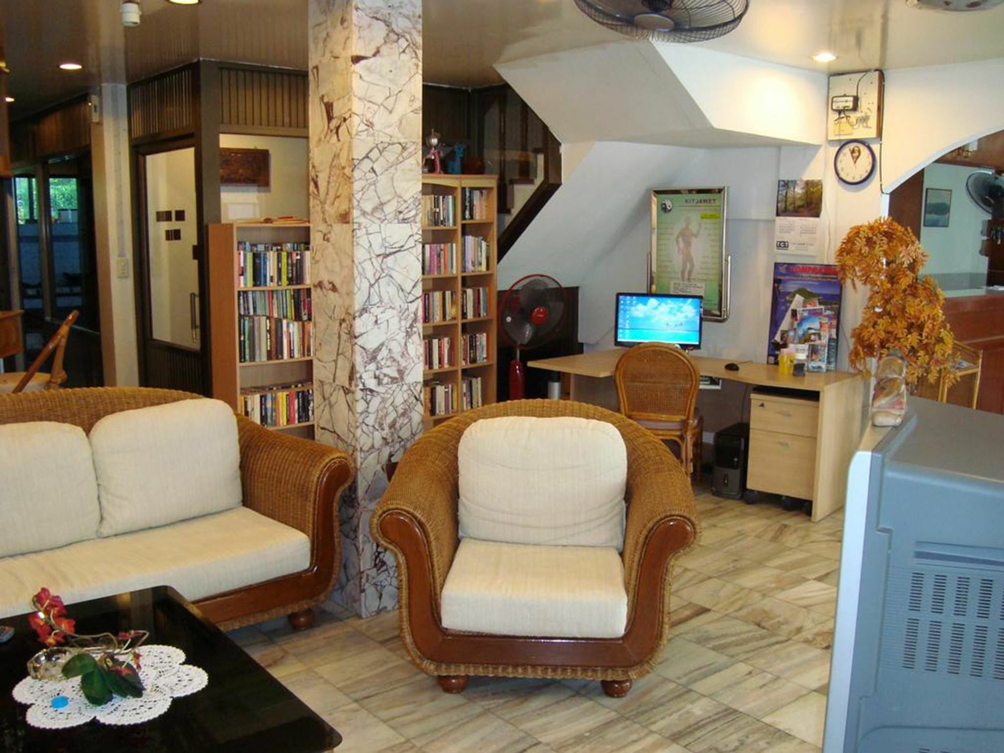 A&B Hotel Hua Hin Exterior photo